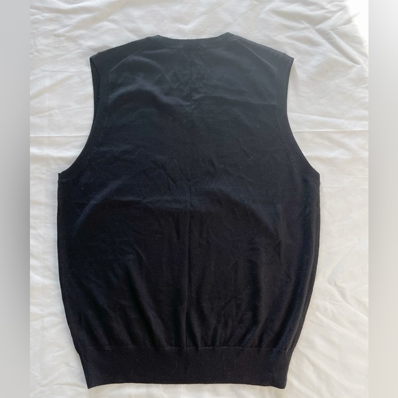 ✨2 x Host Pick✨Uniqlo Men’s Extra Fine Merino V-Neck Vest - Picture 4 of 9